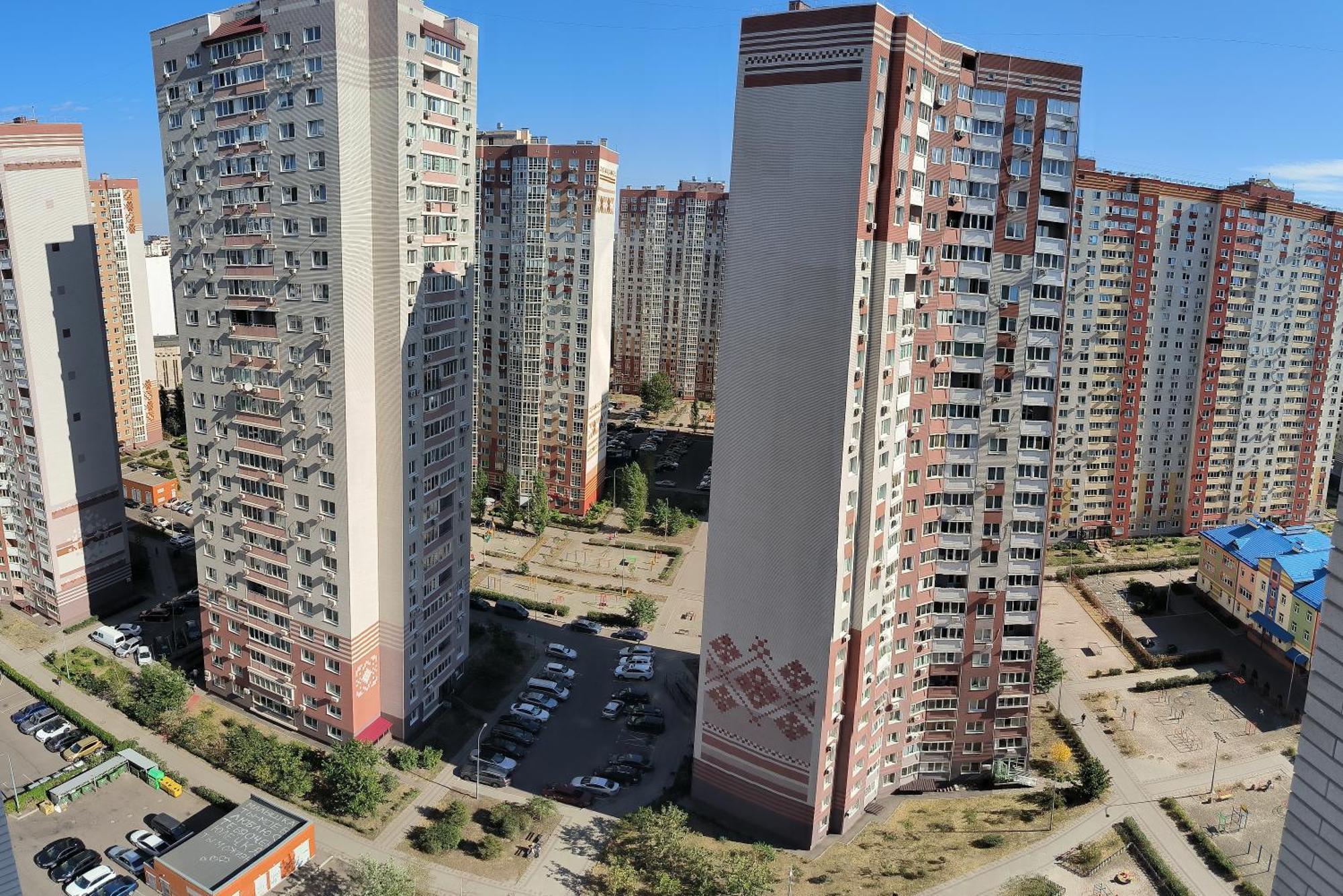 Apartment Near Metro Pozniaky 키예프 외부 사진